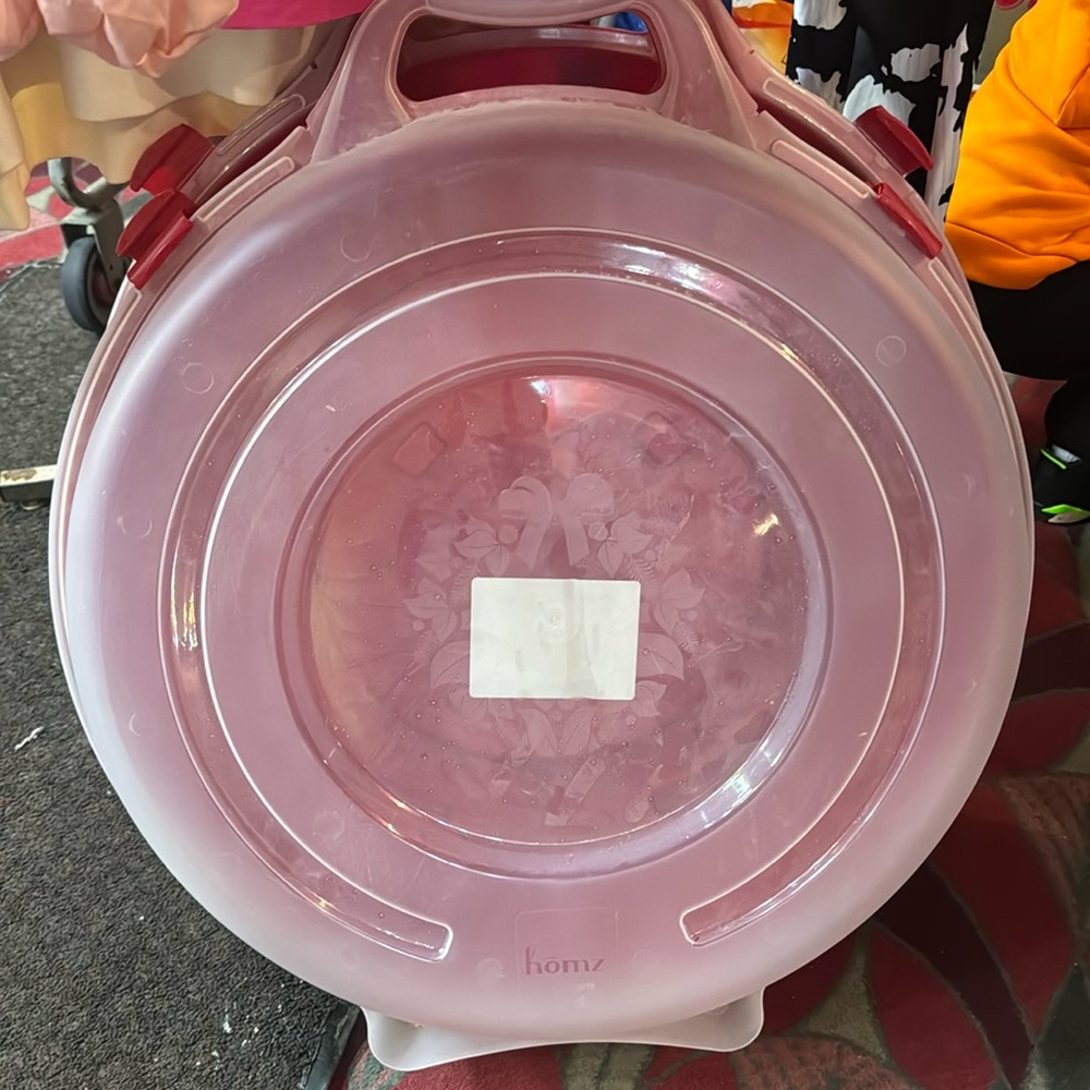 Plastic wreath box